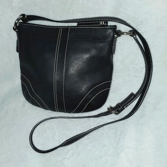 COACH Soho Black Leather Swingpack Small Crossbody Bag - Picture 3 of 12